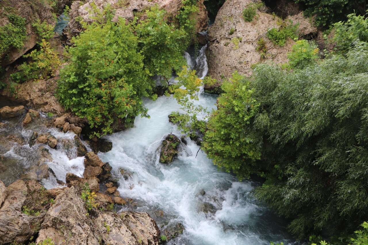 Konya’da sıcaklardan kaçanların ilk durağı Yerköprü Şelalesi oldu 4
